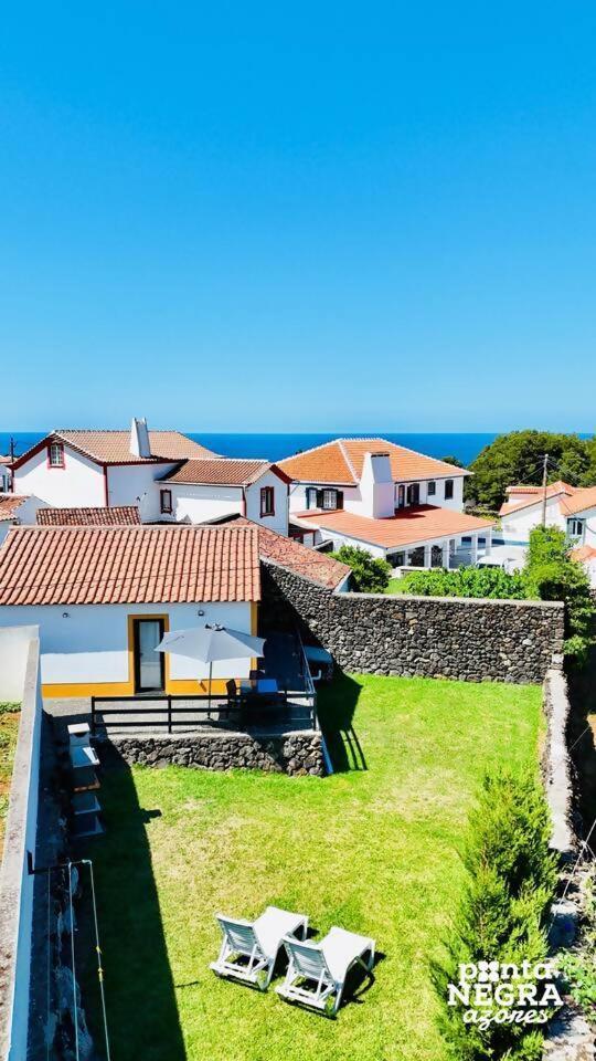 Casa Da Gente By Pontanegraazores Villa Biscoitos  Bilik gambar